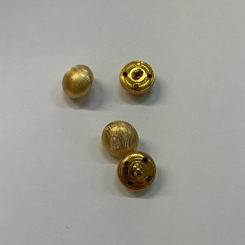 Medium gold colour Metal buttons 18mm (3/4")