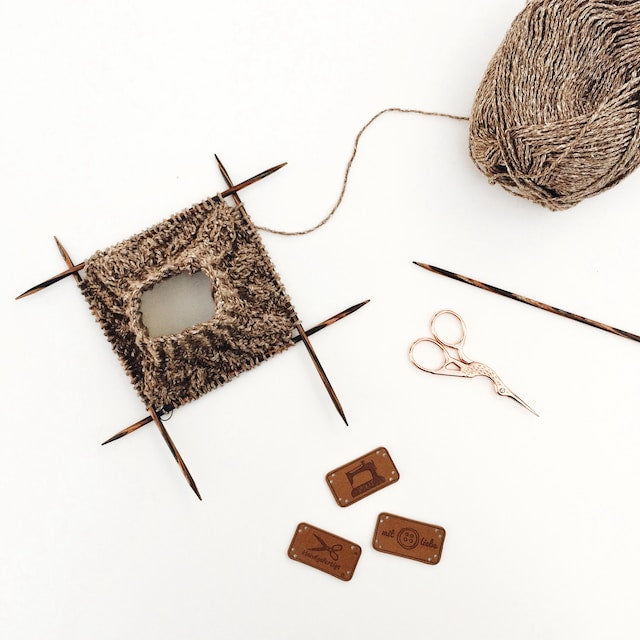 Double Pointed Needles