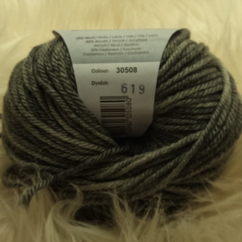 SALE Debbie Bliss Cashmerino Aran Tonals