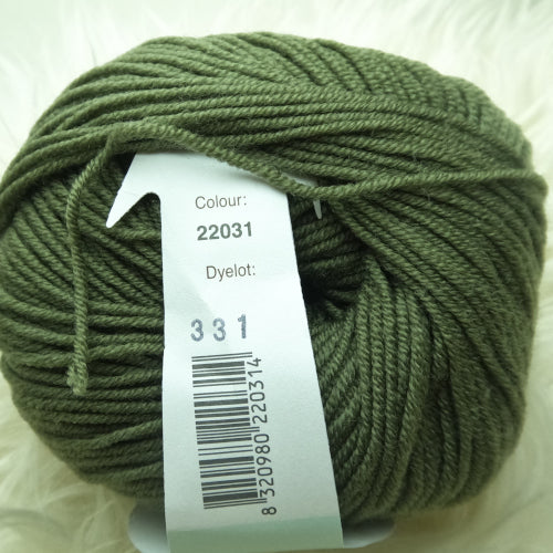 SALE Debbie Bliss Rialto 4-Ply