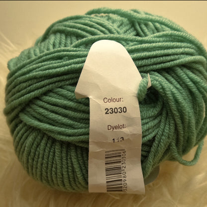 SALE Debbie Bliss Rialto DK