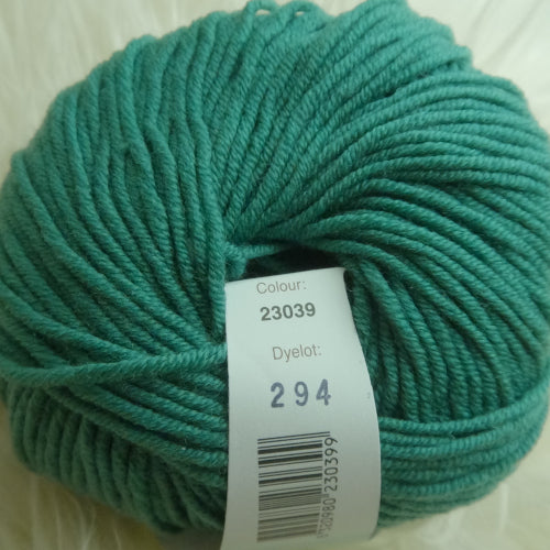 SALE Debbie Bliss Rialto DK