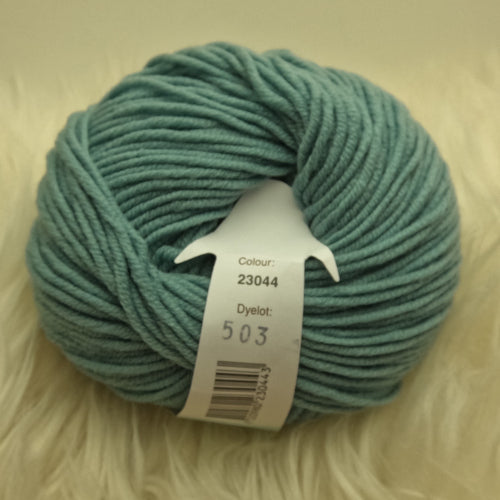 SALE Debbie Bliss Rialto DK