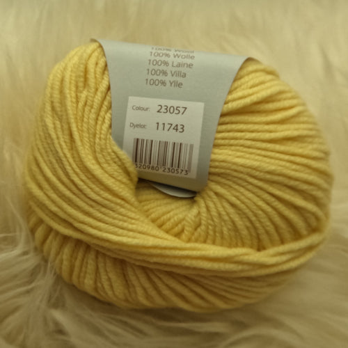 SALE Debbie Bliss Rialto DK