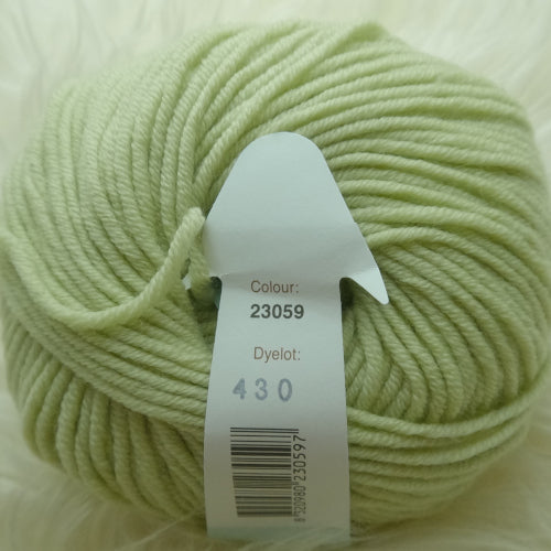 SALE Debbie Bliss Rialto DK