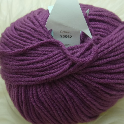 SALE Debbie Bliss Rialto DK