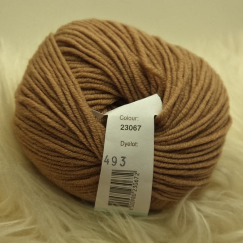 SALE Debbie Bliss Rialto DK