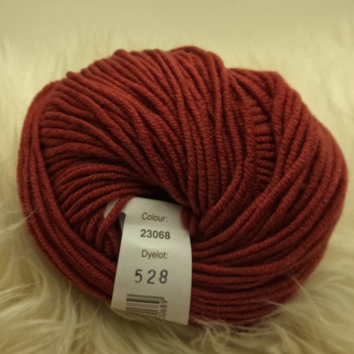 SALE Debbie Bliss Rialto DK