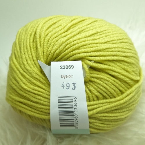 SALE Debbie Bliss Rialto DK