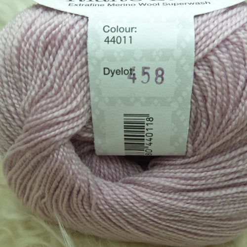 SALE Debbie Bliss Rialto Lace