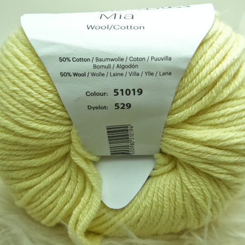 SALE Debbie Bliss Mia