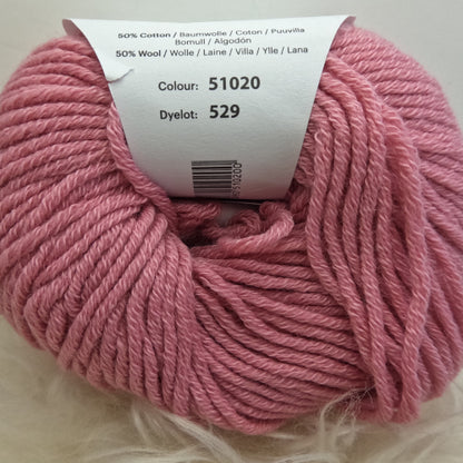 SALE Debbie Bliss Mia