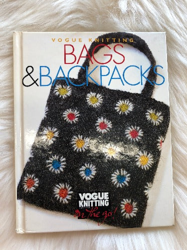 Cover image of book vogue knitting on the go - bags and backpacks