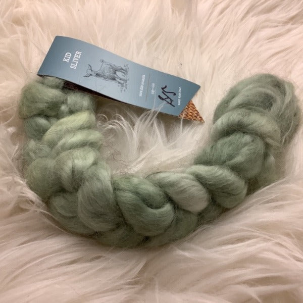 Fleece Artist Hand-Dyed Fibre Braid, 50g