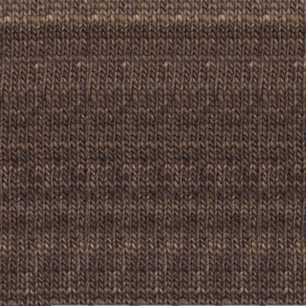 noro-haunui-yarn-natural-medium-worsted-aran-chunky-wool-pure-wool-K-HAUN-04-mackensie-basin.jpg
